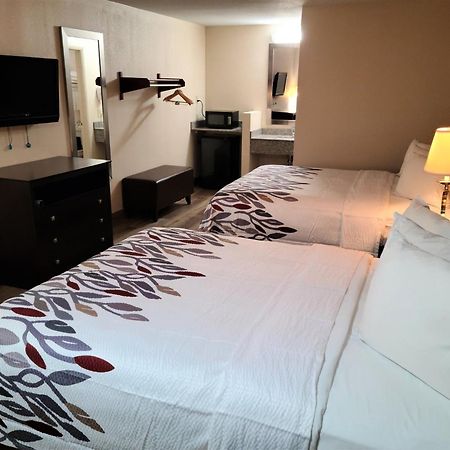 Red Roof Inn Staunton Zewnętrze zdjęcie