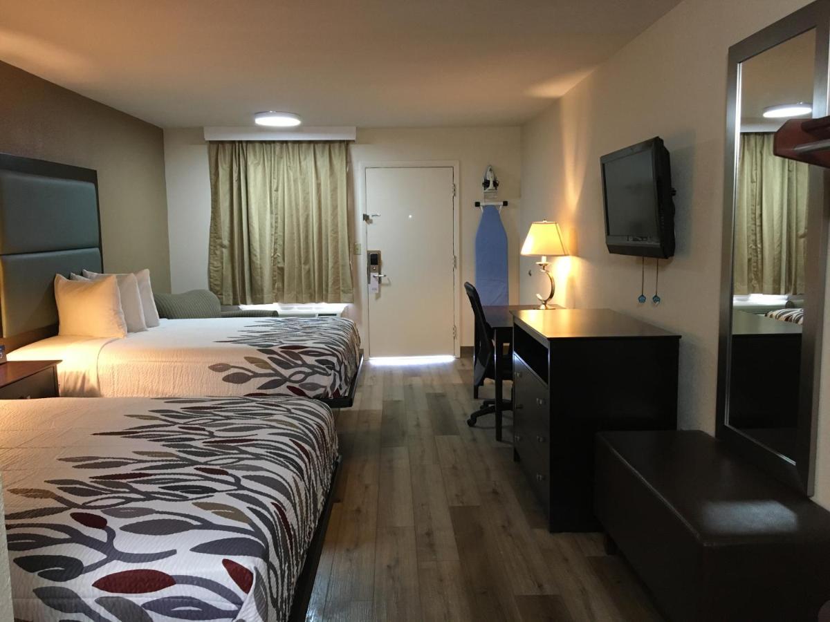 Red Roof Inn Staunton Zewnętrze zdjęcie