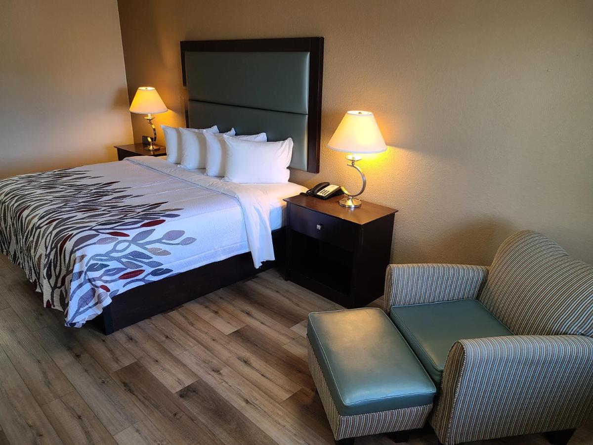 Red Roof Inn Staunton Zewnętrze zdjęcie