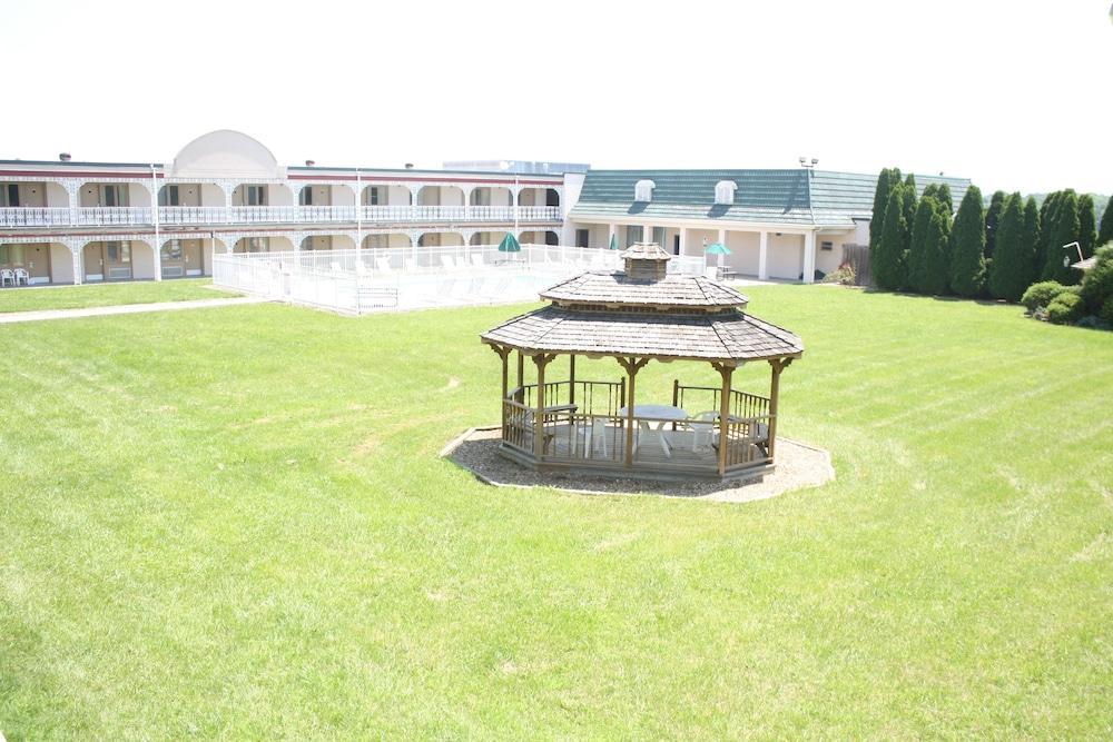 Red Roof Inn Staunton Zewnętrze zdjęcie