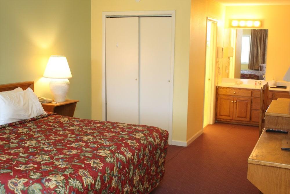 Red Roof Inn Staunton Zewnętrze zdjęcie