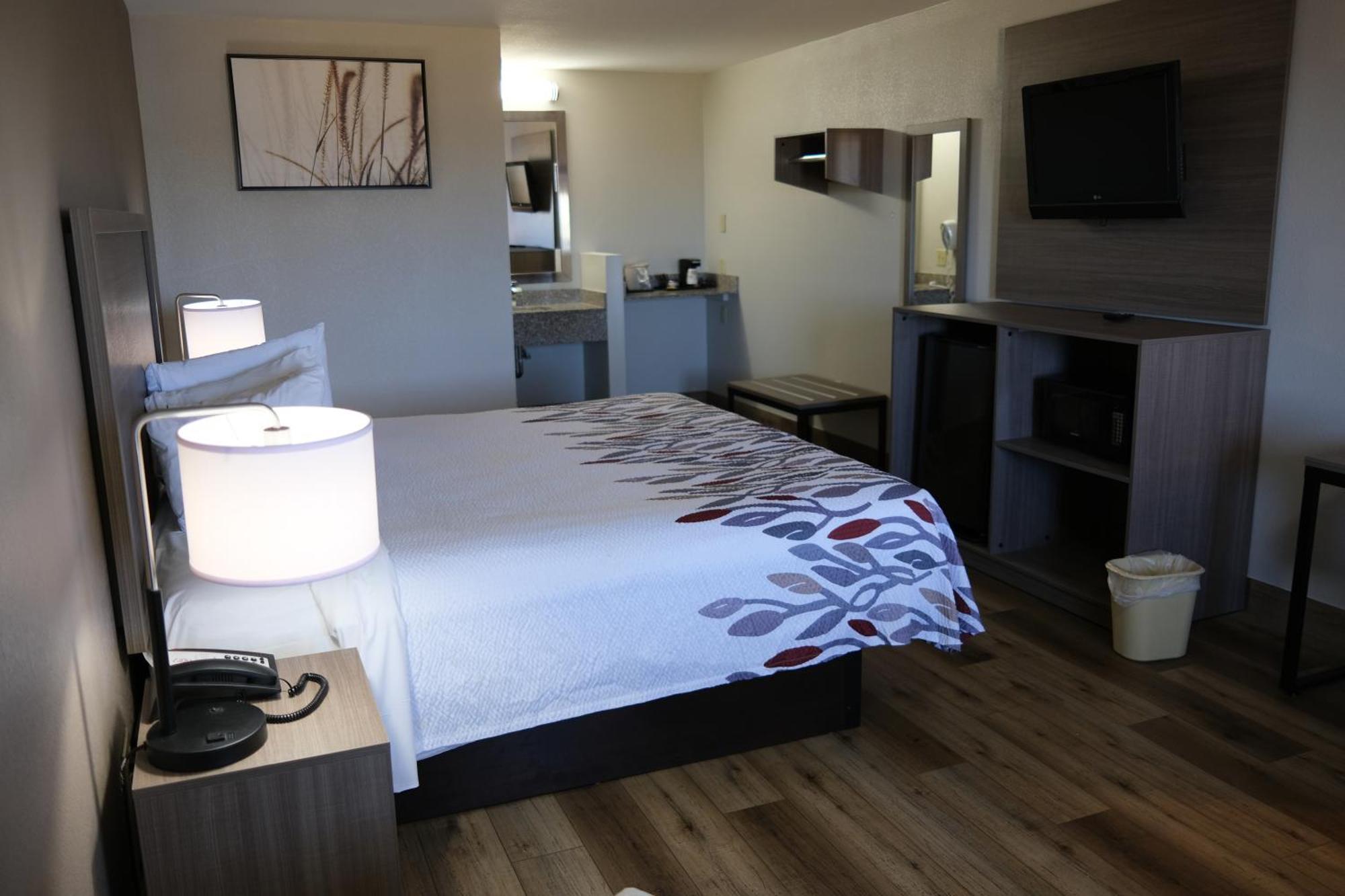 Red Roof Inn Staunton Zewnętrze zdjęcie