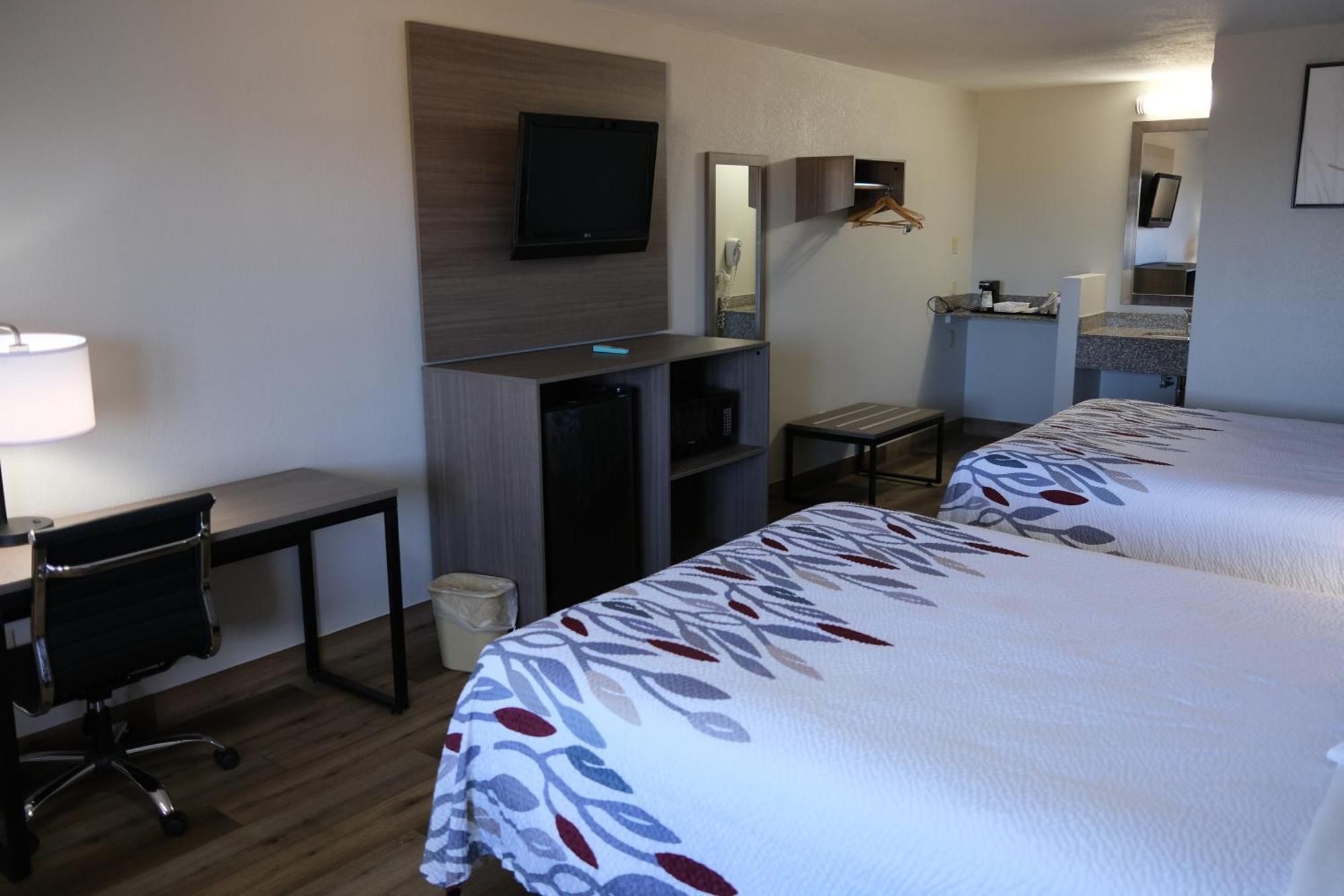 Red Roof Inn Staunton Zewnętrze zdjęcie