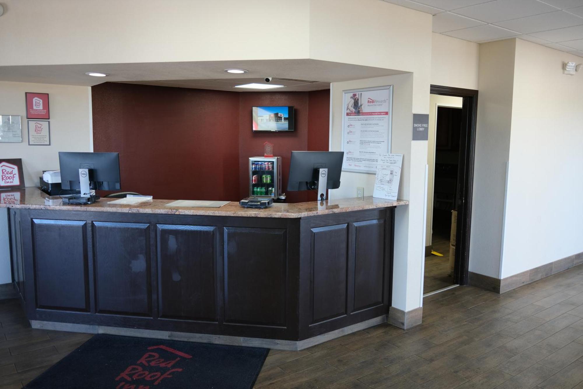 Red Roof Inn Staunton Zewnętrze zdjęcie