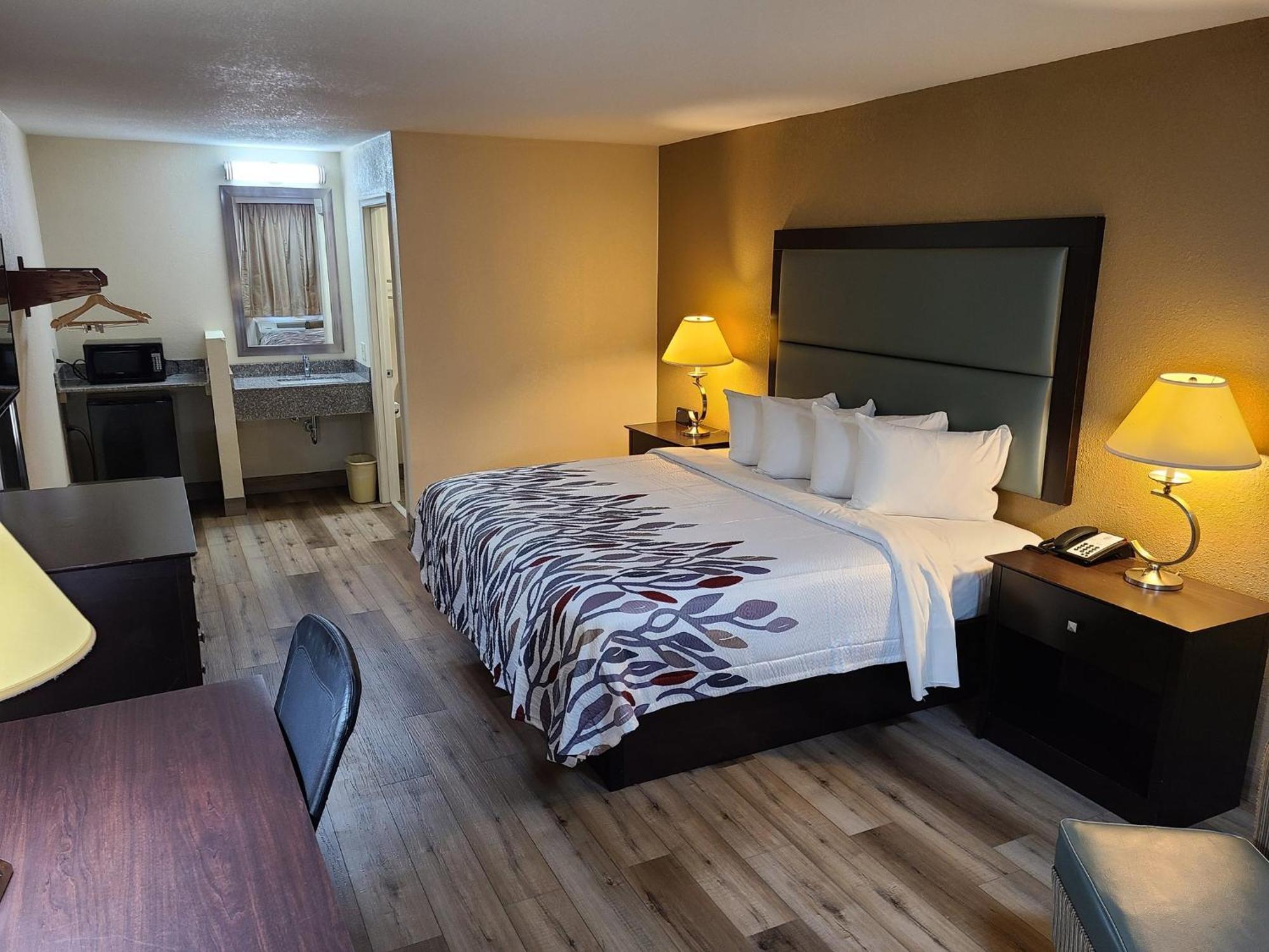 Red Roof Inn Staunton Zewnętrze zdjęcie