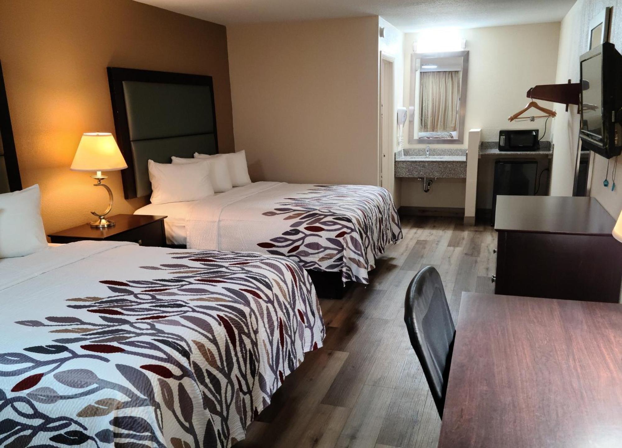 Red Roof Inn Staunton Zewnętrze zdjęcie