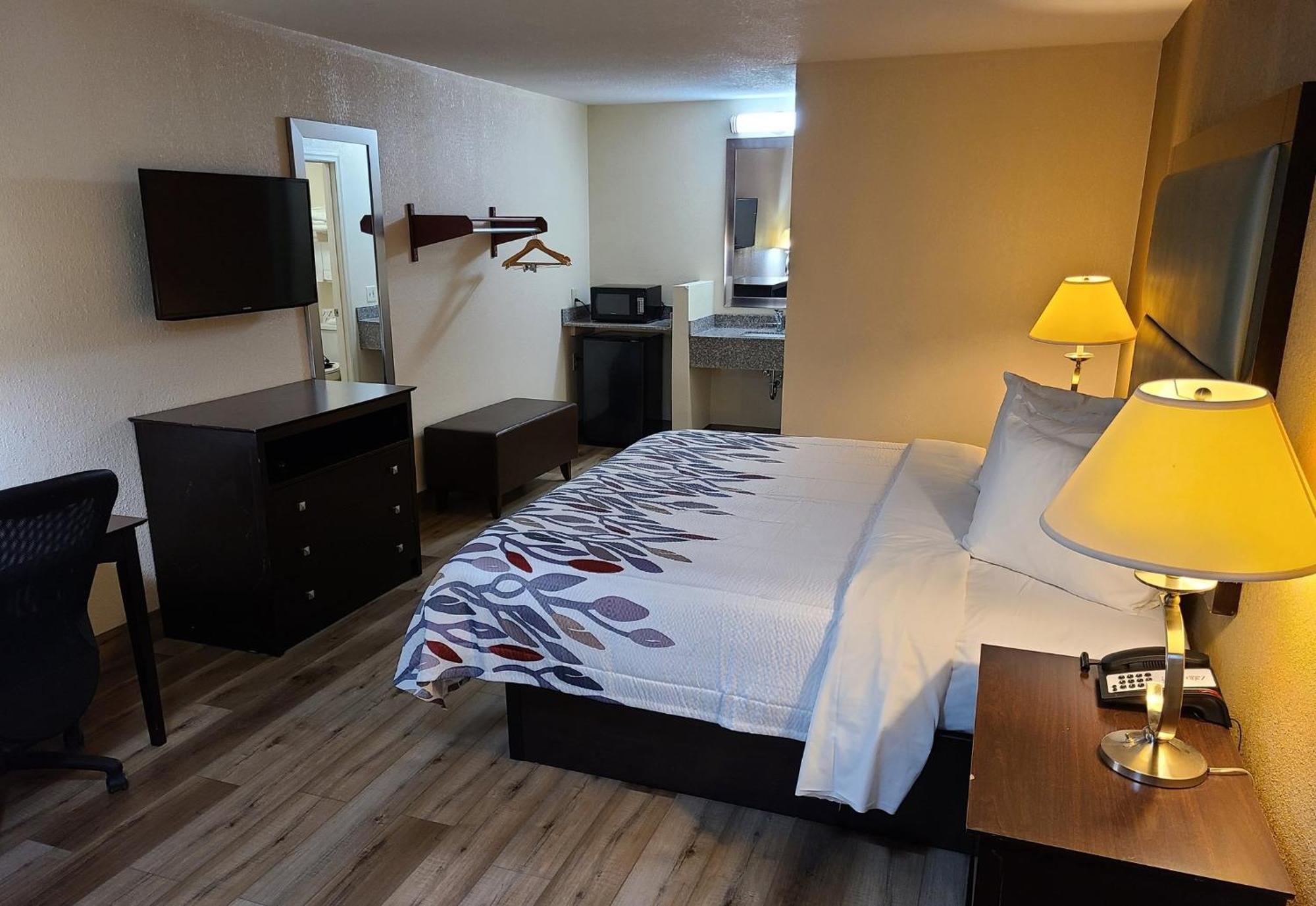 Red Roof Inn Staunton Zewnętrze zdjęcie